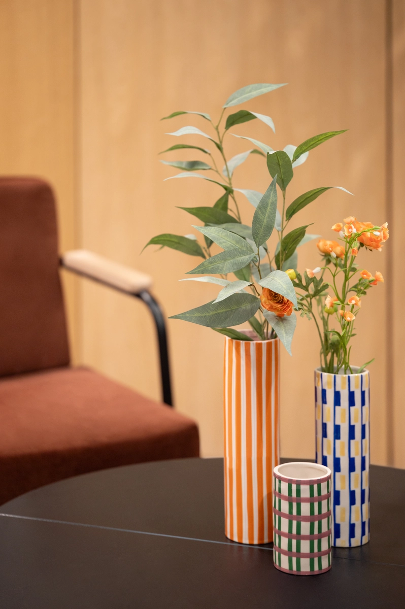 tanaman solution vases 1200 03